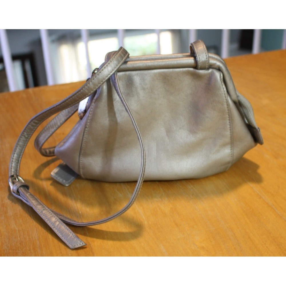 Vintage Liz Claiborne Silver Small Bucket Crossbody Purse Leather Adjustable Bag